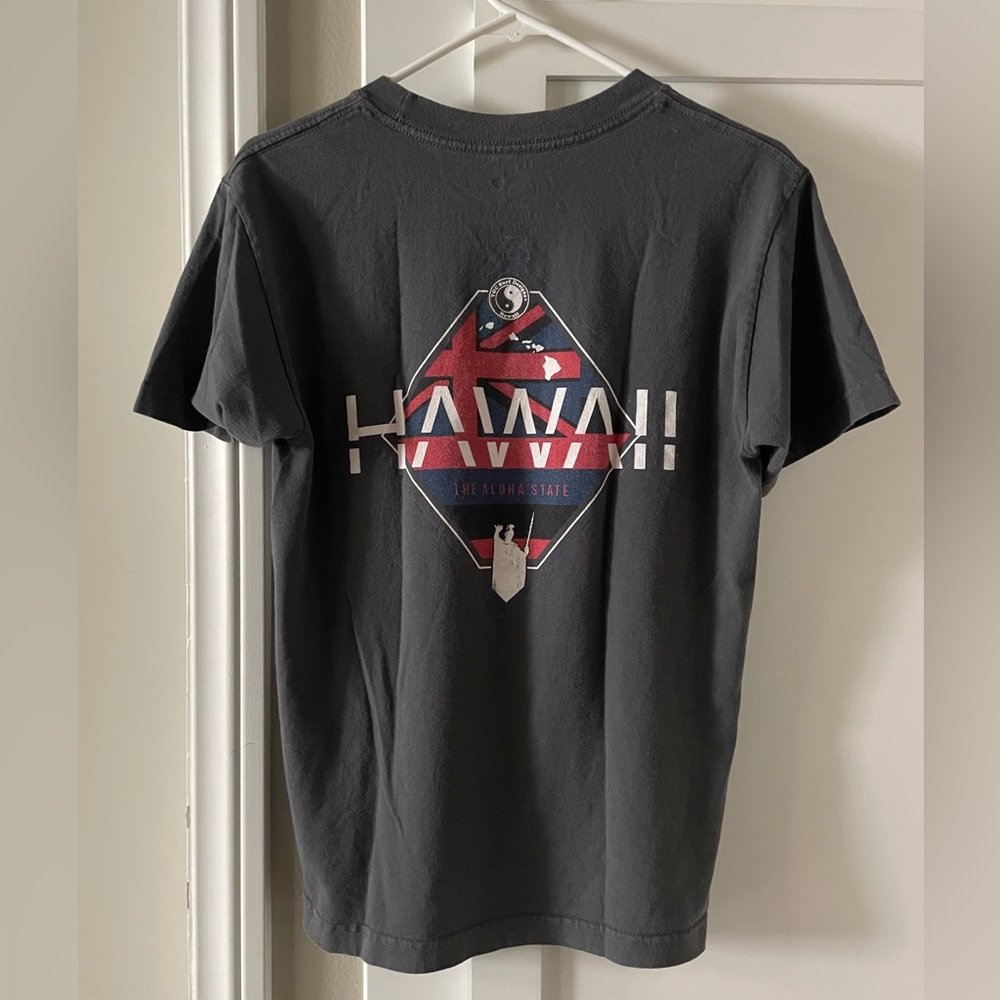 T&C Surf Design Hawaii Dark Gray Shirt Size Small